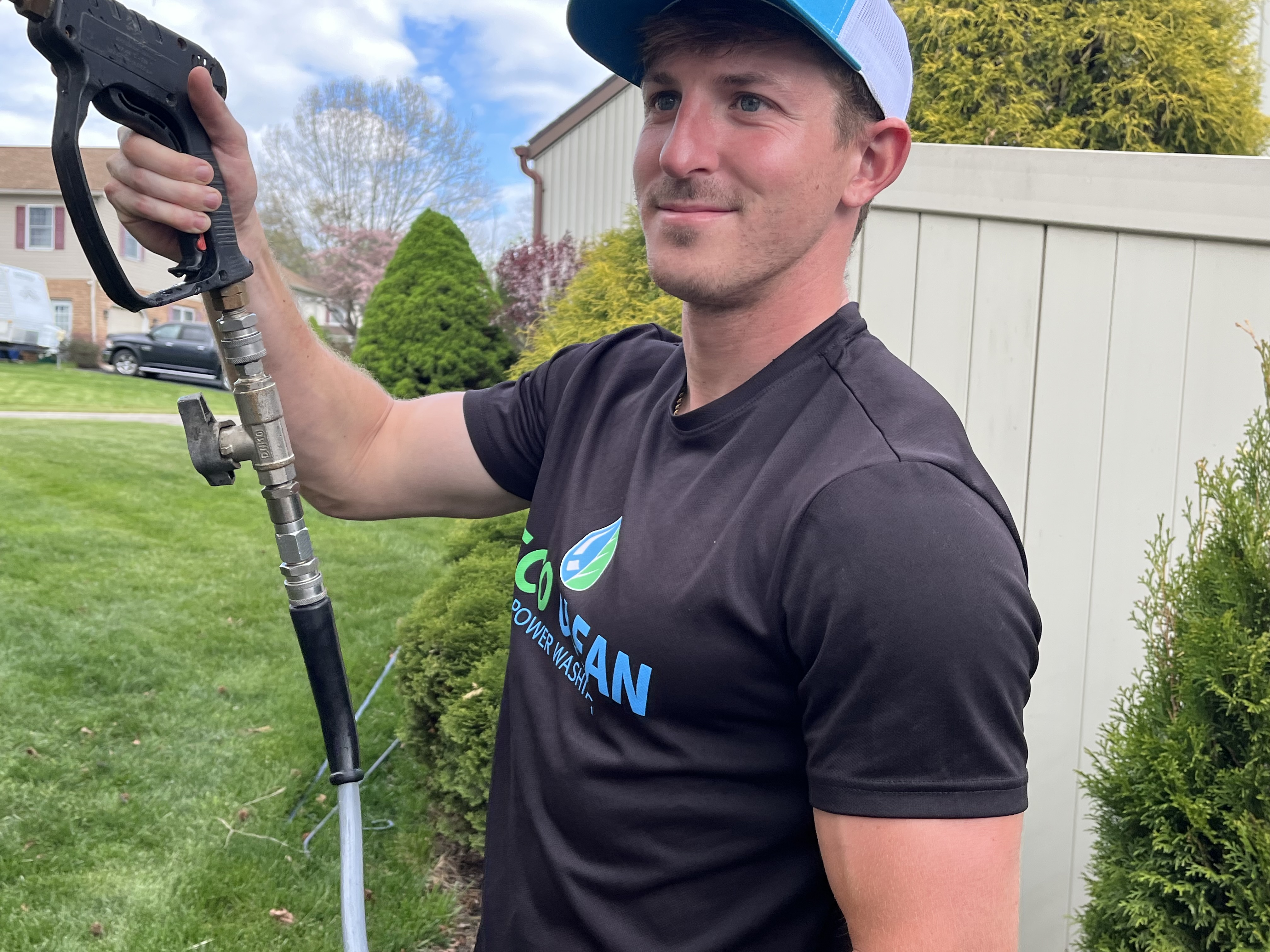 Transform Your Home's Exterior with Our House Wash Service